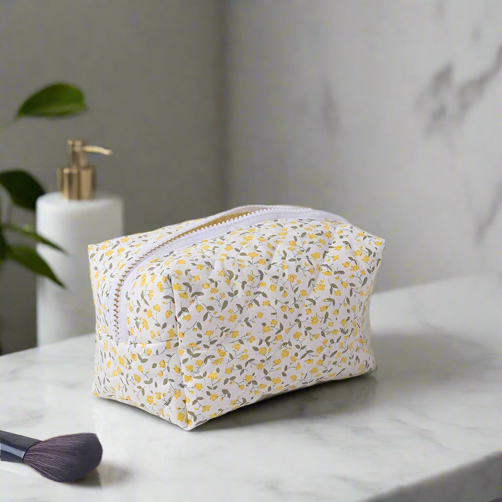 trousse de toilette femme jaune parfaite