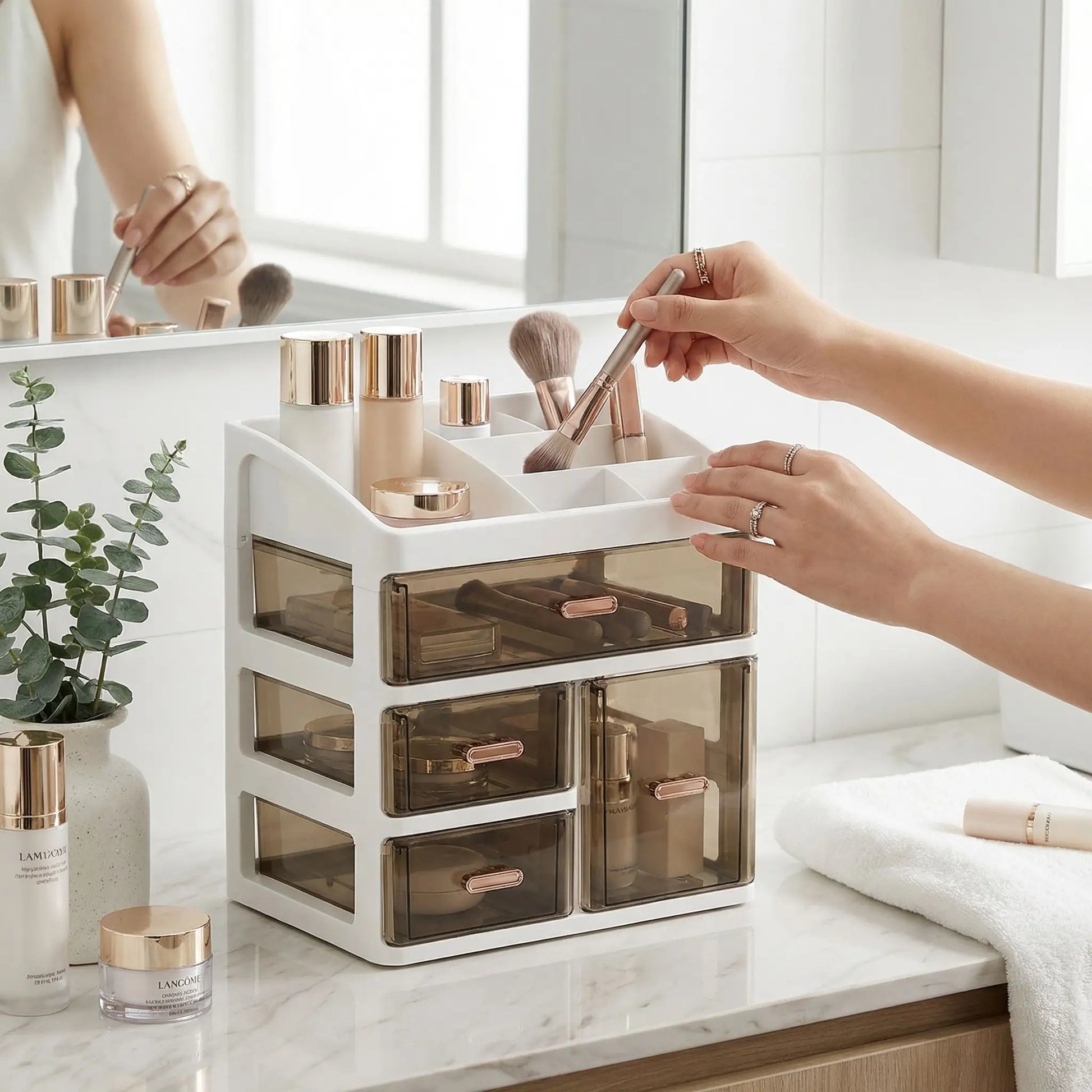 boite de rangement maquillage genereuse