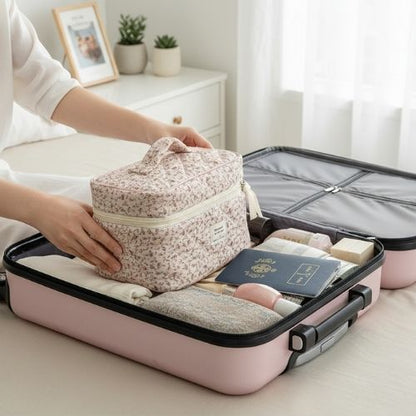 femme range vanity valise