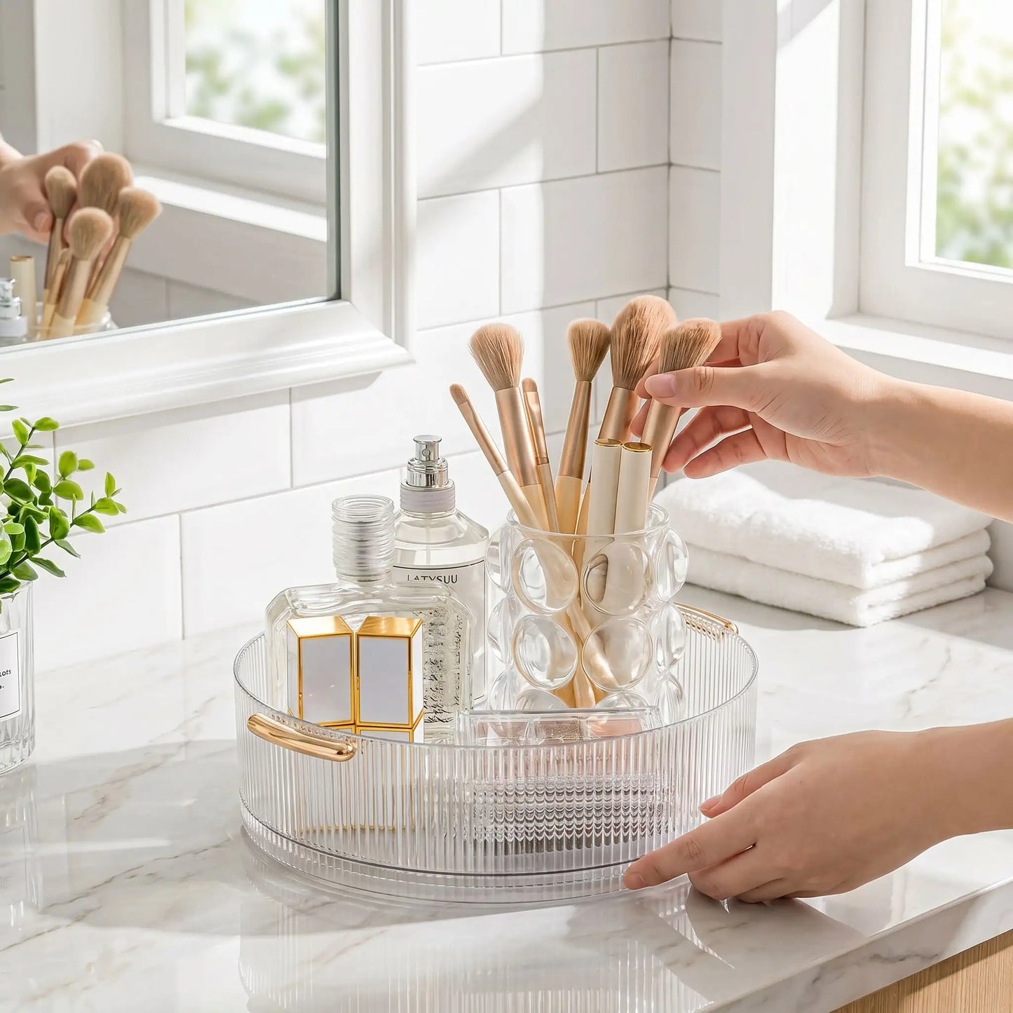 organisateur maquillage rotatif transparent indispensable