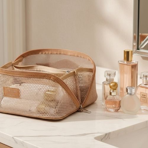 trousse de maquillage objet assurant