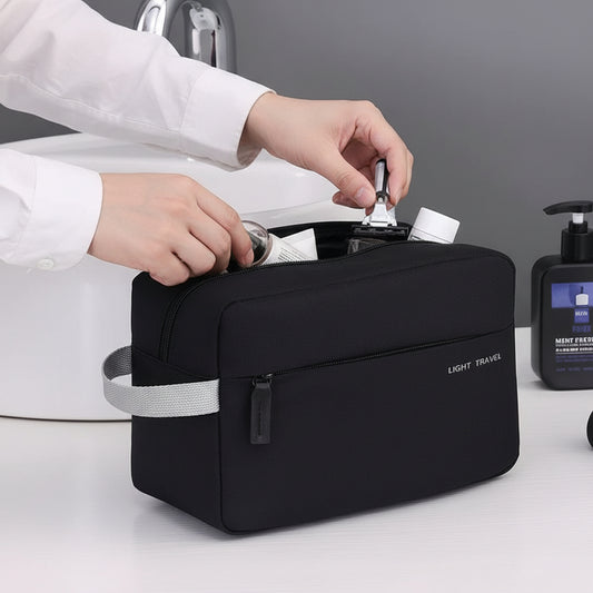 trousse toilette voyage homme noir pratique