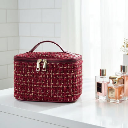 vanity case vanity case pose devant parfums