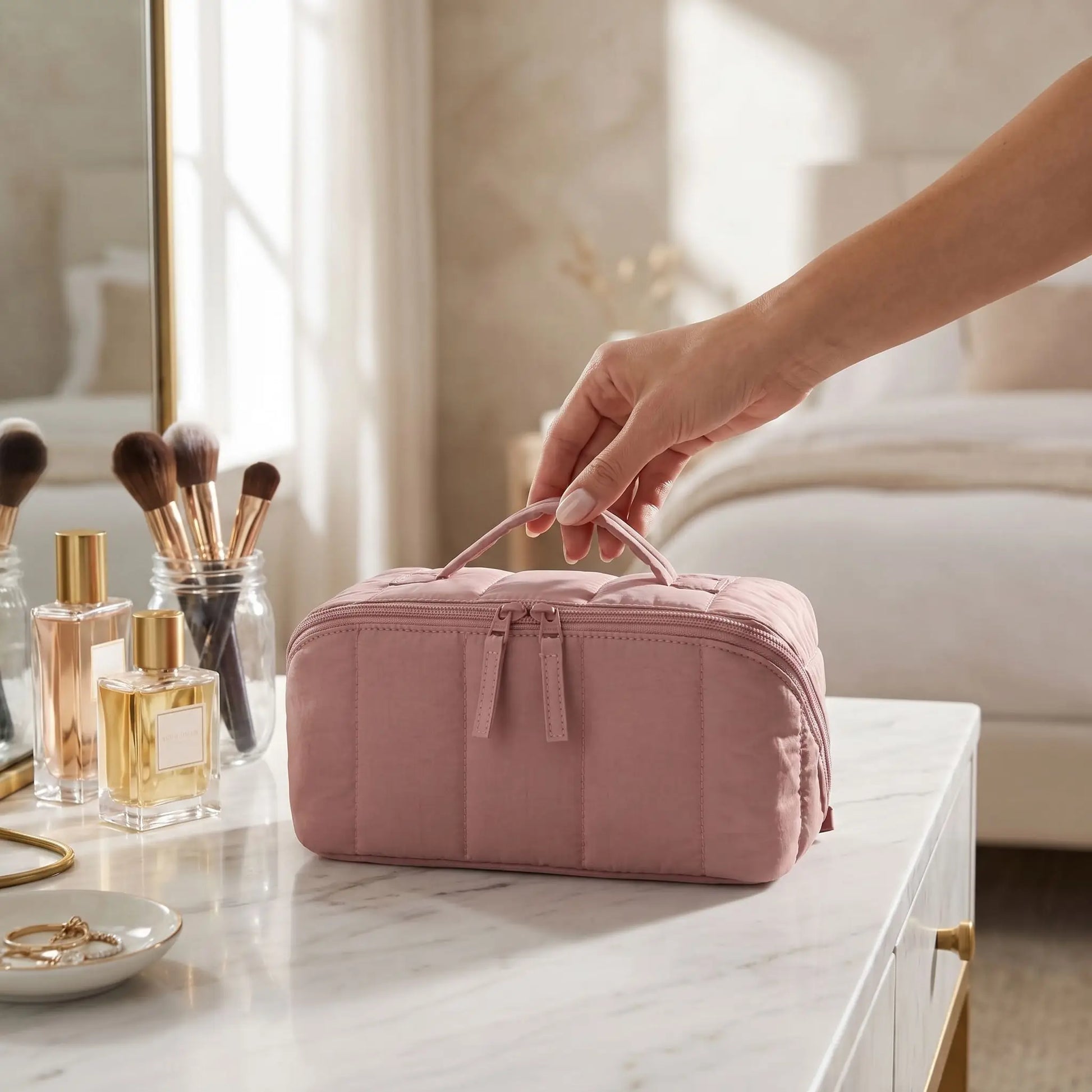 vanity maquillage compartimente rose fonce